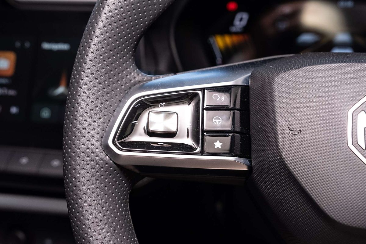 2025 MG ZS Essence Hybrid+ ZS32