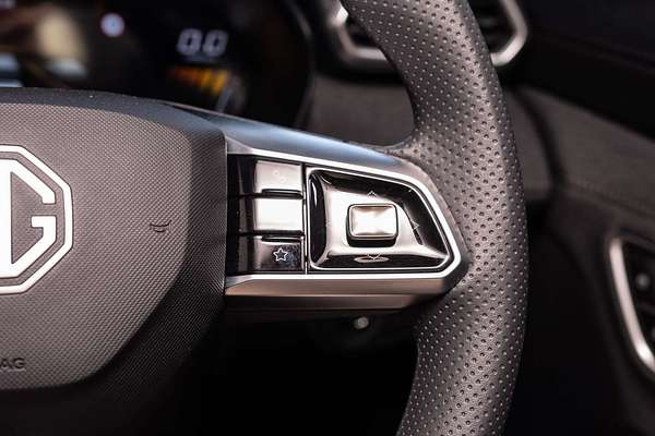 2025 MG ZS Essence Hybrid+ ZS32