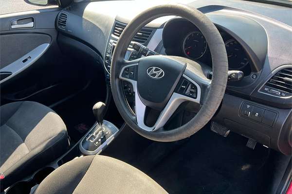 2012 Hyundai Accent Active RB