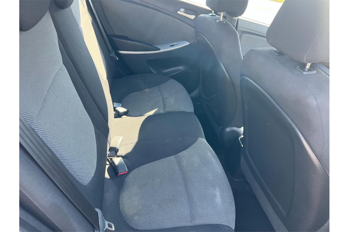 2012 Hyundai Accent Active RB