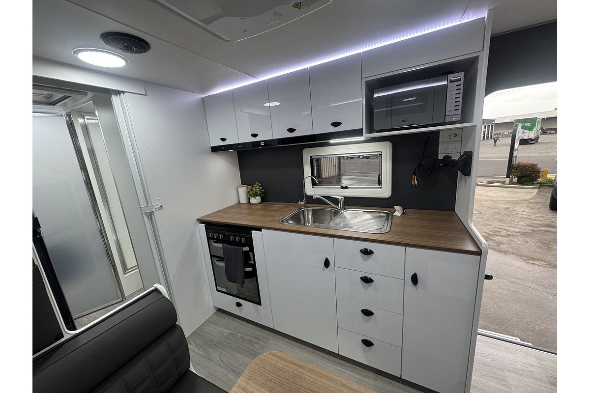 2025 Viscount V3 Family - 3 Bunk Premium