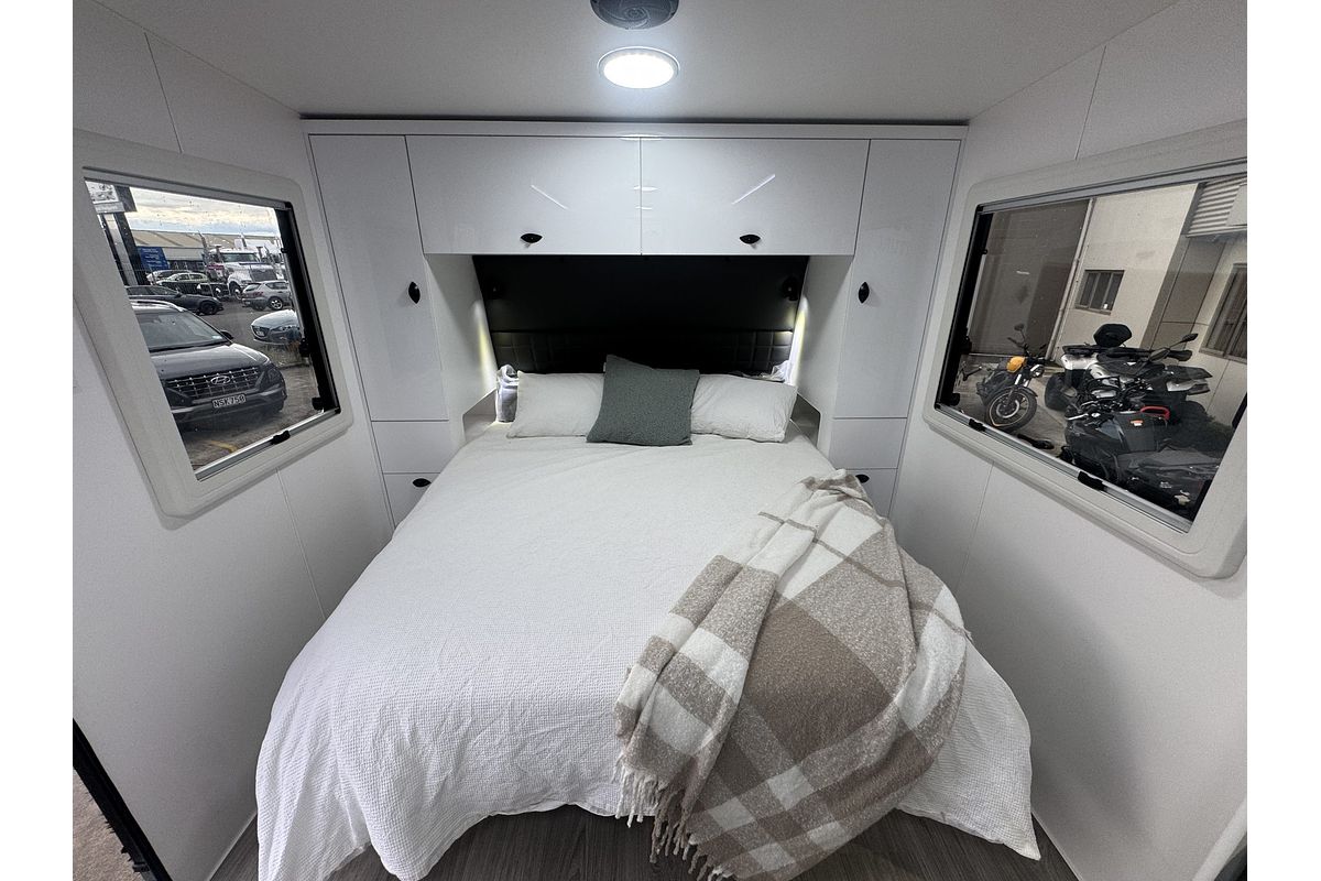 2025 Viscount V3 Family - 3 Bunk Premium