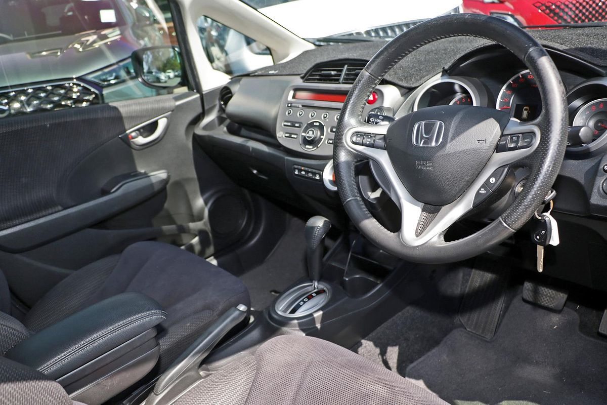 2012 Honda Jazz Vibe-S GE