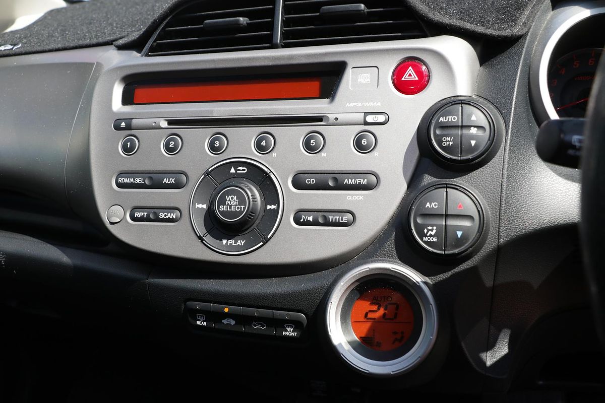 2012 Honda Jazz Vibe-S GE