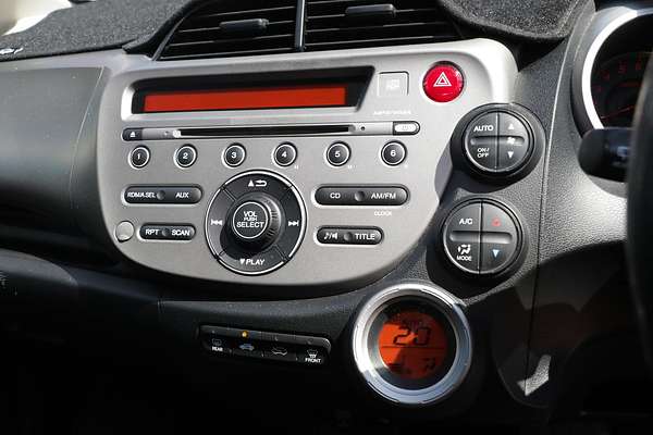 2012 Honda Jazz Vibe-S GE