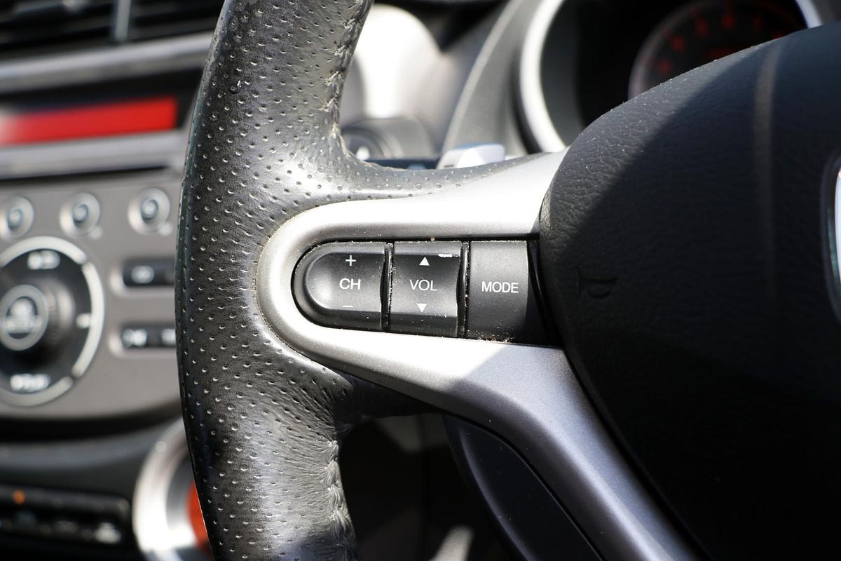 2012 Honda Jazz Vibe-S GE