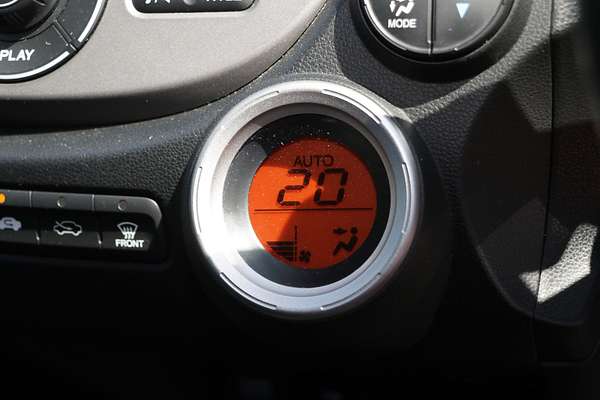 2012 Honda Jazz Vibe-S GE