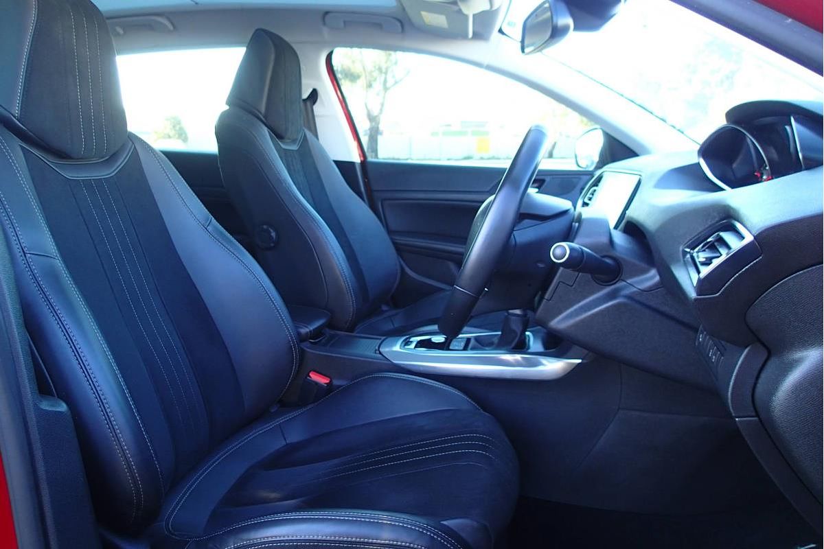 2017 Peugeot 308 Allure T9