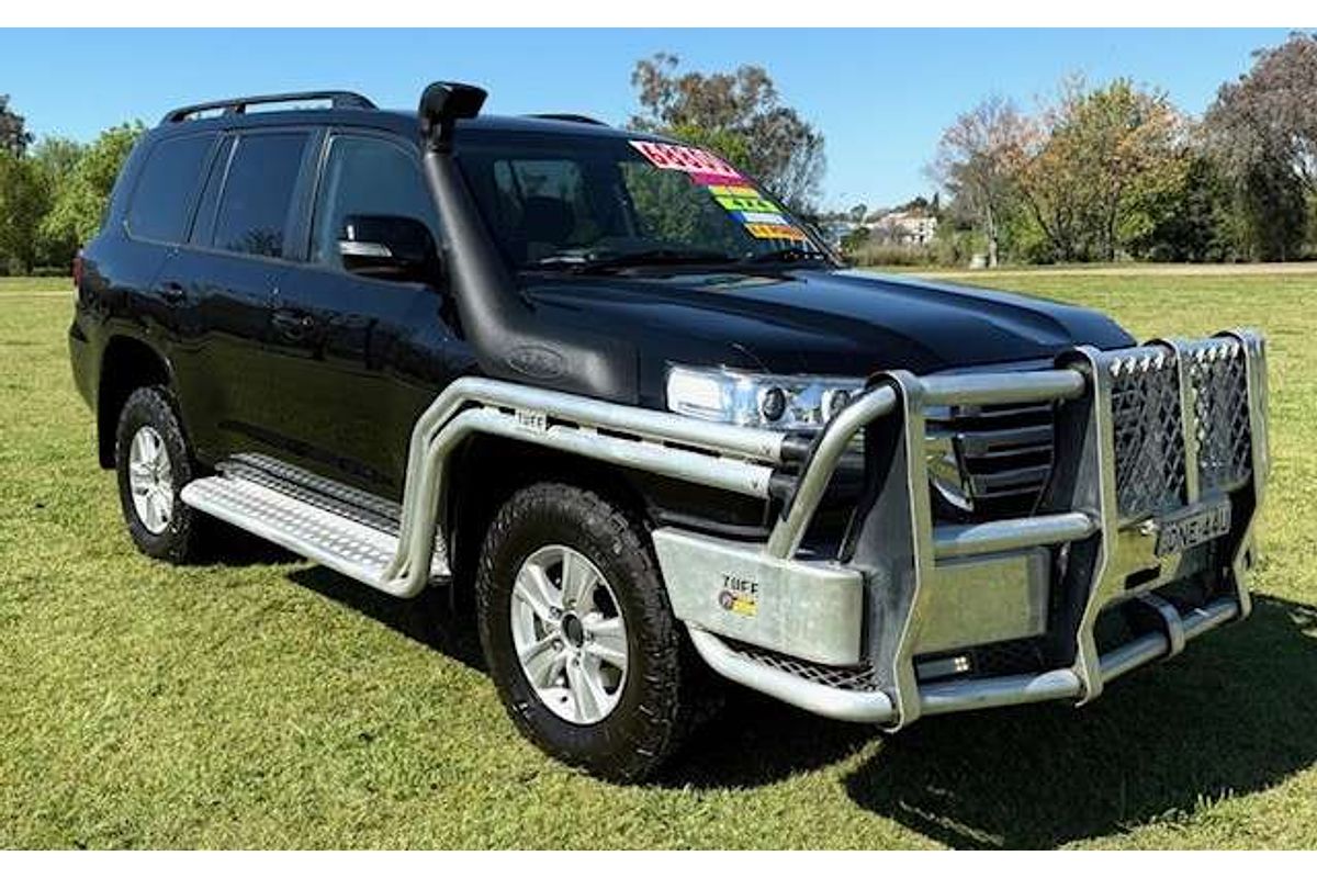 2017 Toyota Landcruiser GXL VDJ200R