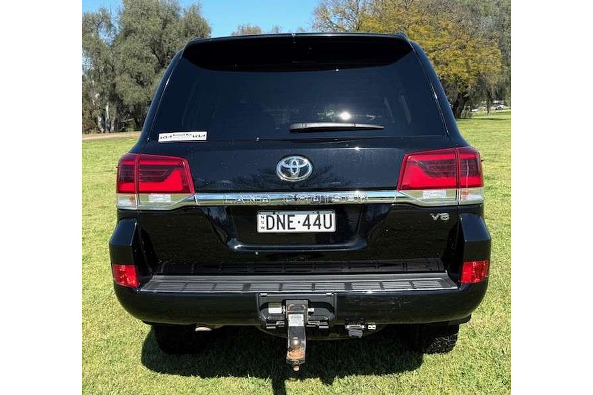 2017 Toyota Landcruiser GXL VDJ200R