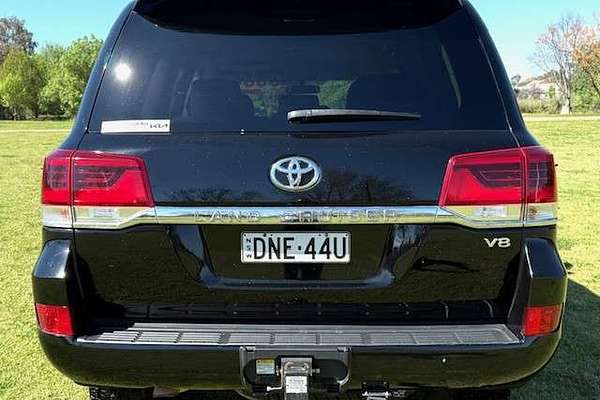 2017 Toyota Landcruiser GXL VDJ200R