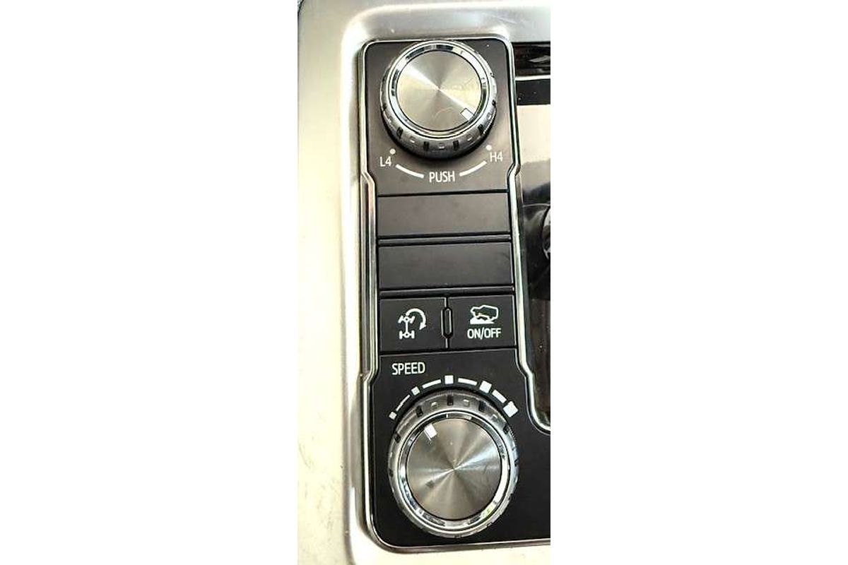 2017 Toyota Landcruiser GXL VDJ200R
