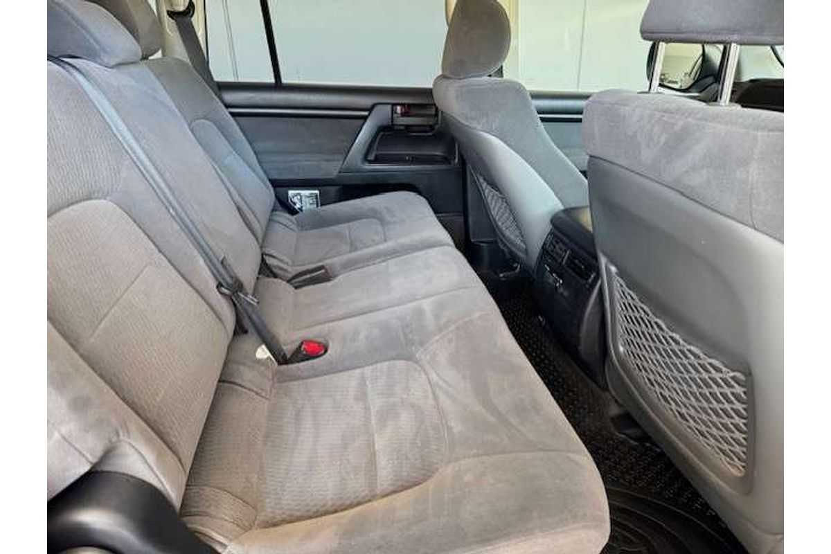 2017 Toyota Landcruiser GXL VDJ200R