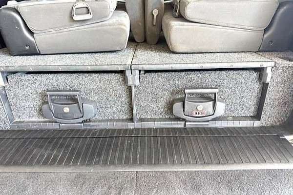 2017 Toyota Landcruiser GXL VDJ200R