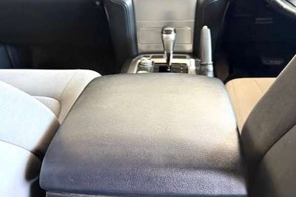 2017 Toyota Landcruiser GXL VDJ200R