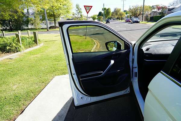 2022 Mitsubishi Eclipse Cross LS YB