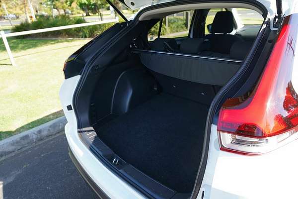 2022 Mitsubishi Eclipse Cross LS YB