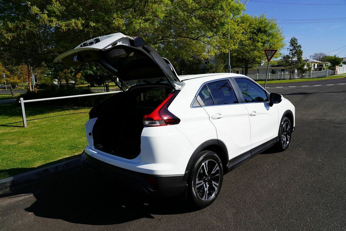2022 Mitsubishi Eclipse Cross LS YB