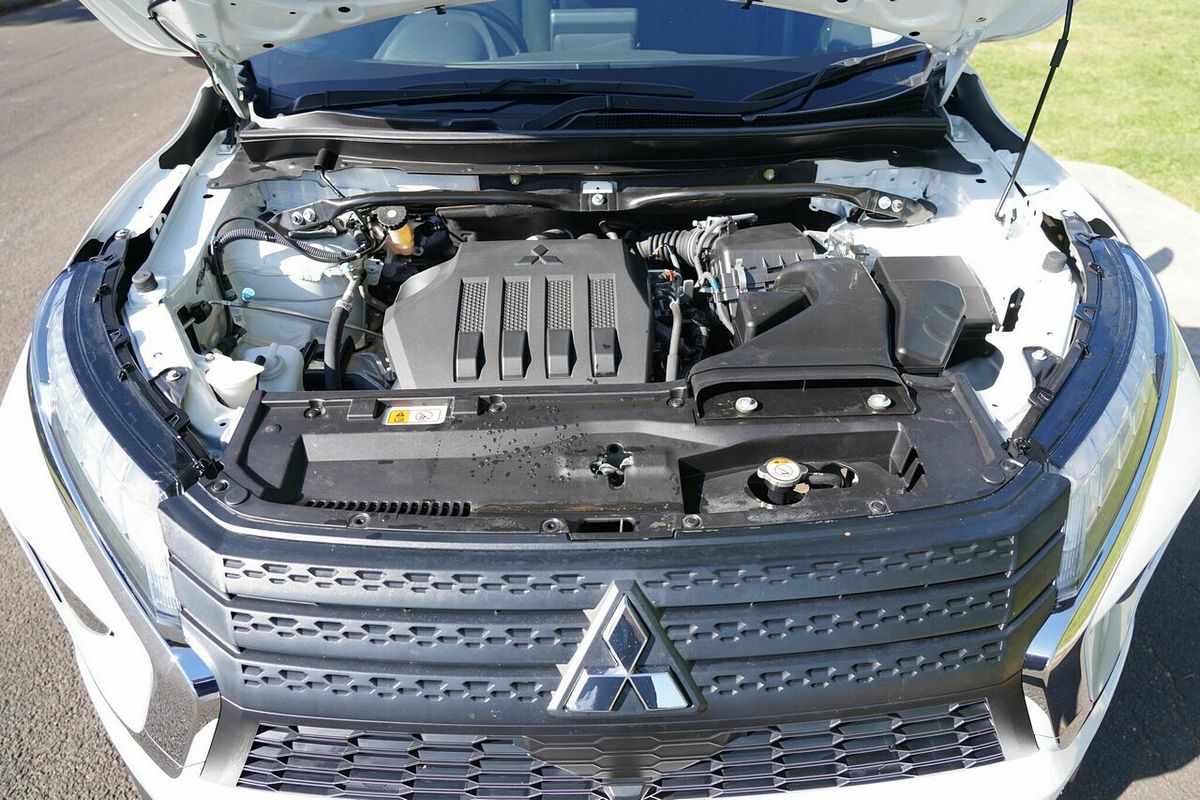 2022 Mitsubishi Eclipse Cross LS YB