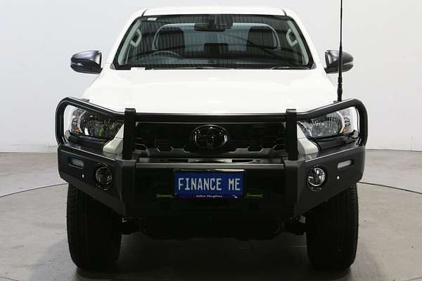 2025 Toyota Hilux SR GUN126R 4X4