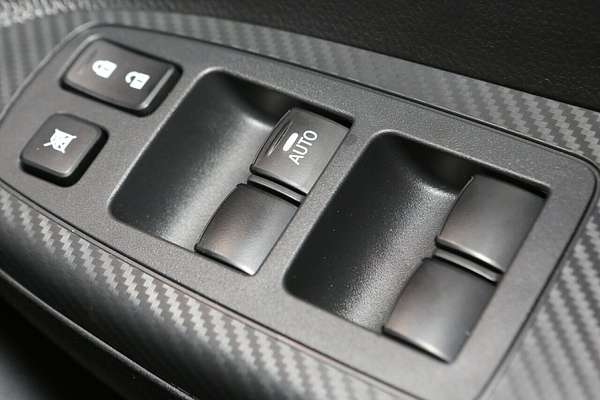 2025 Mitsubishi Eclipse Cross ES YB