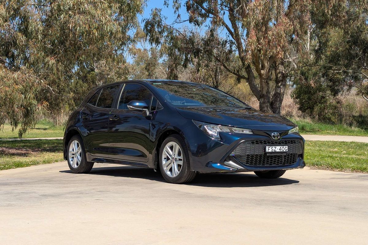 2020 Toyota Corolla Ascent Sport MZEA12R