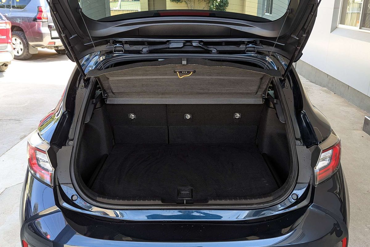 2020 Toyota Corolla Ascent Sport MZEA12R