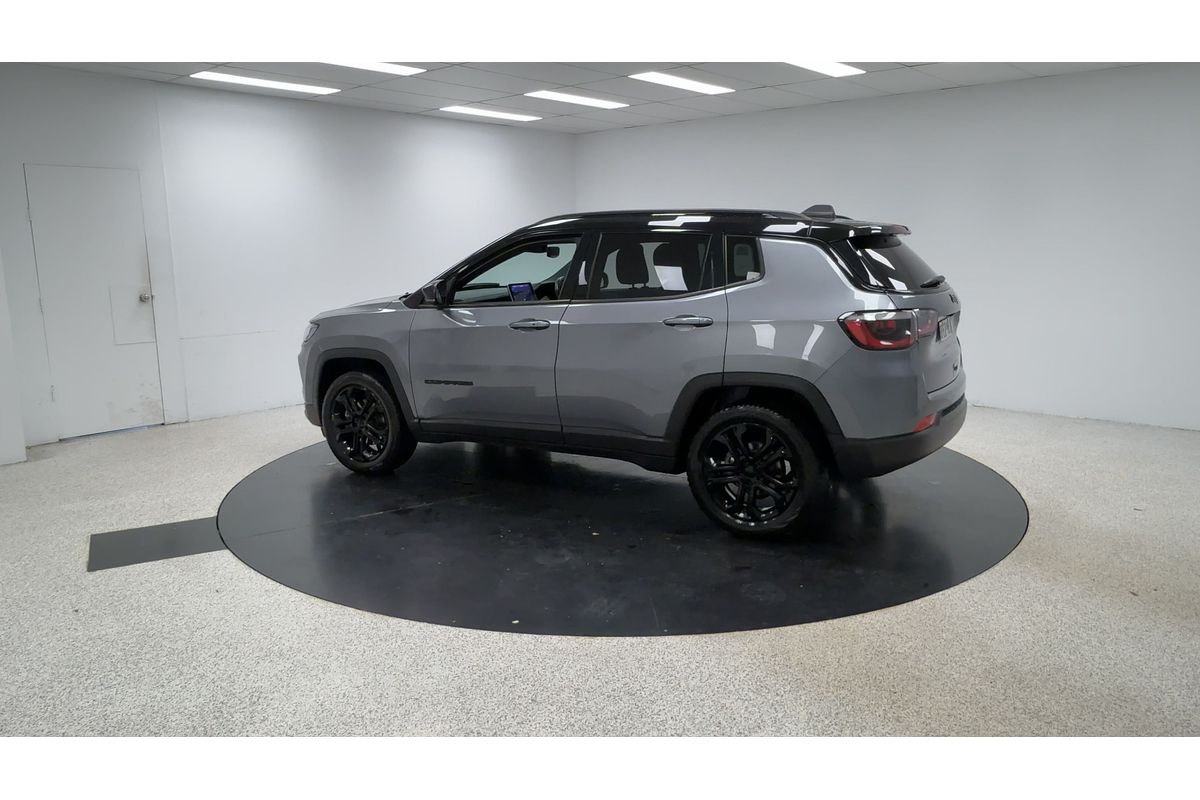 2023 Jeep Compass Night Eagle M6