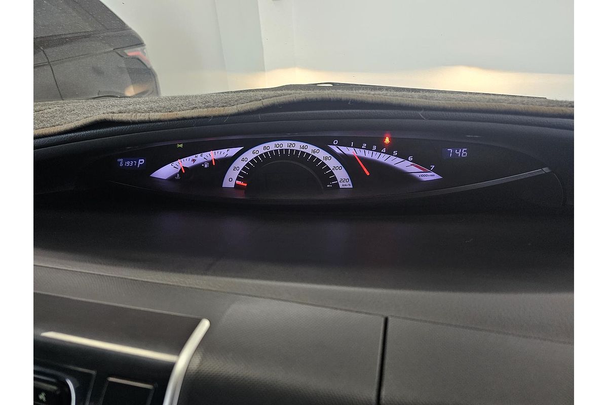 2016 Toyota Tarago GLi ACR50R