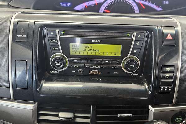 2016 Toyota Tarago GLi ACR50R