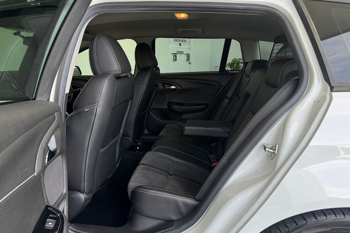 2017 Holden Commodore SV6 VF Series II