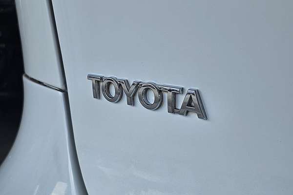 2016 Toyota Tarago GLi ACR50R