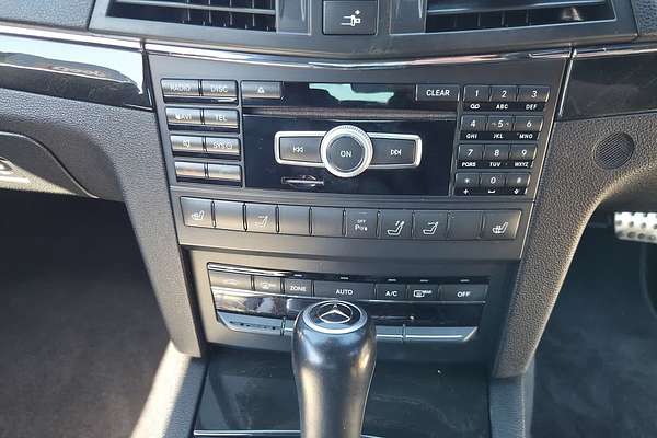 2012 Mercedes-Benz E-Class E350 BlueEFFICIENCY Avantgarde A207