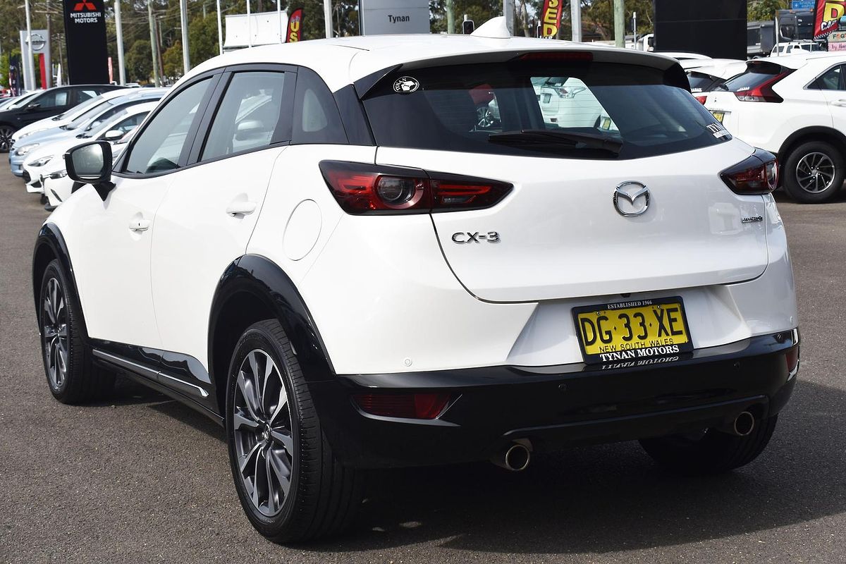 2023 Mazda CX-3 sTouring DK