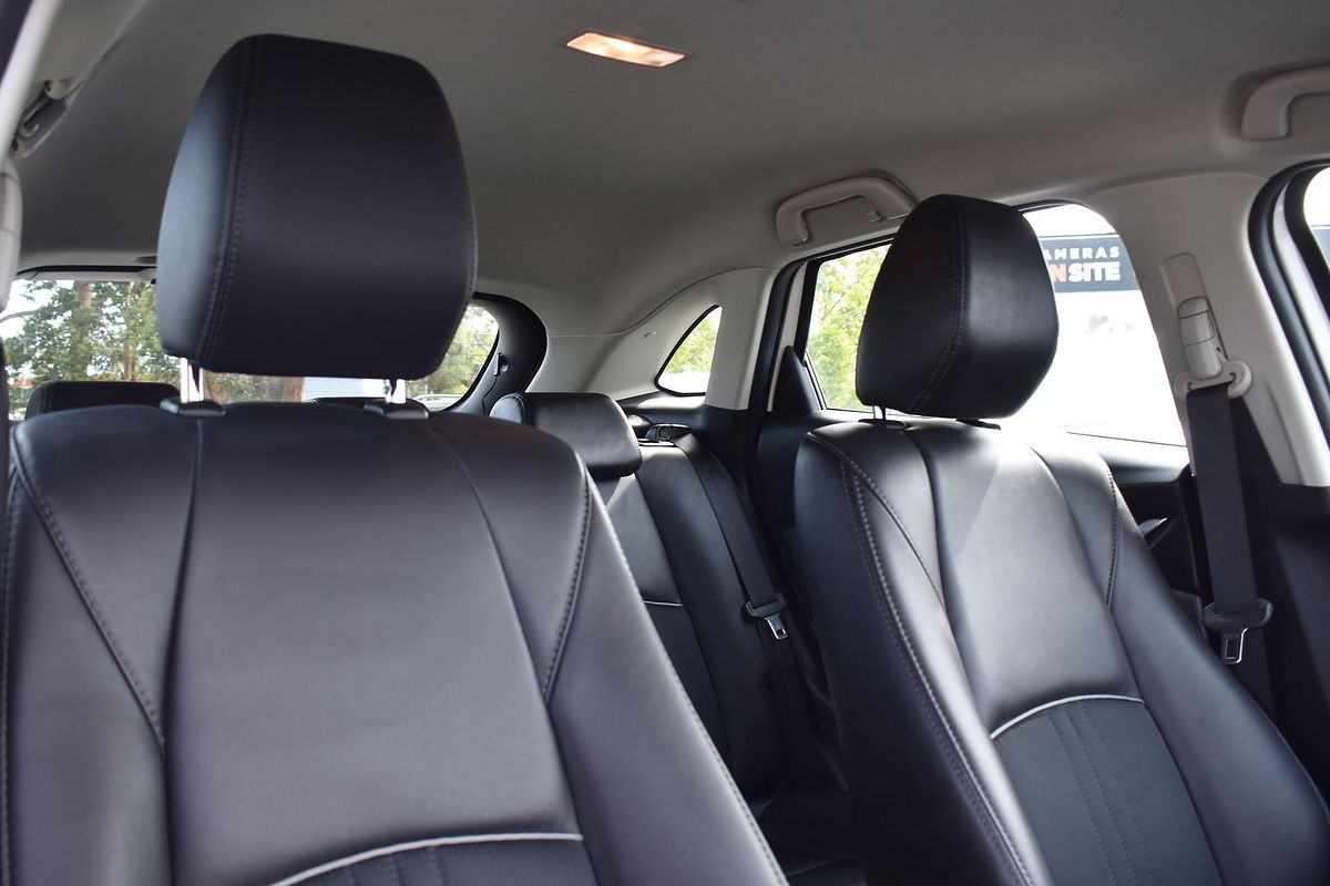 2023 Mazda CX-3 sTouring DK