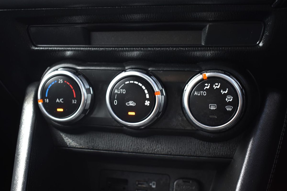 2023 Mazda CX-3 sTouring DK