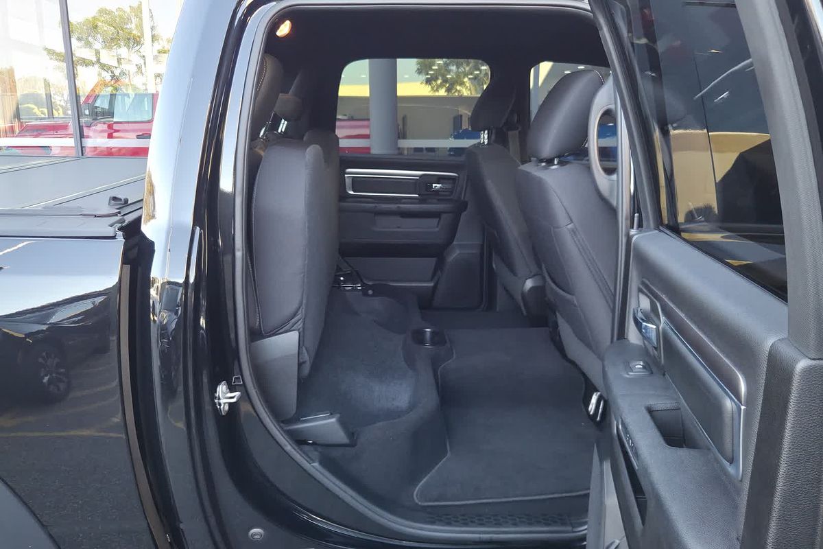 2022 RAM 1500 Warlock II DS 4X4 SWB