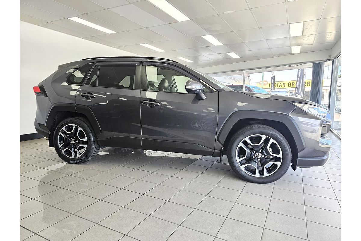 2021 Toyota RAV4 Edge AXAA54R