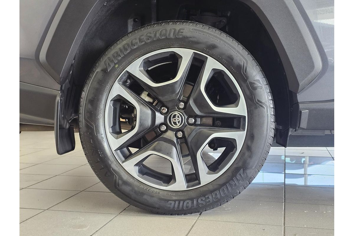 2021 Toyota RAV4 Edge AXAA54R