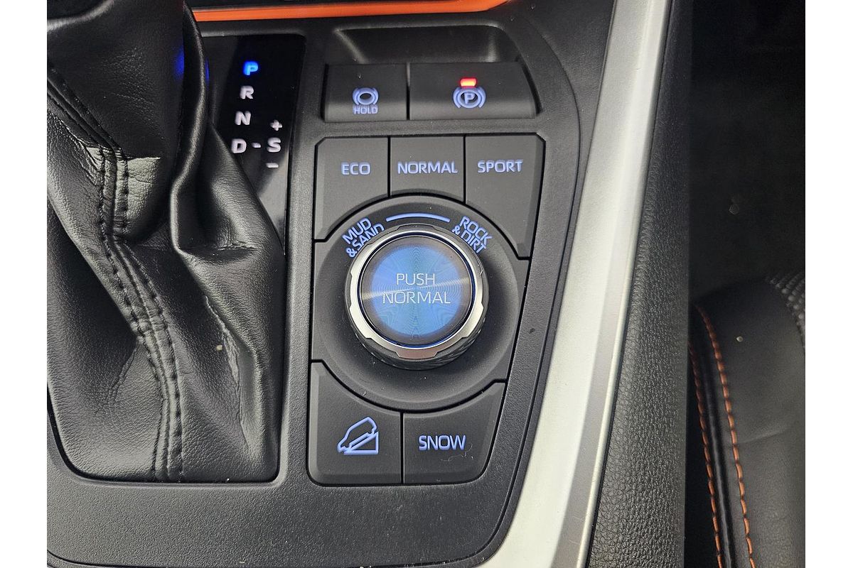 2021 Toyota RAV4 Edge AXAA54R