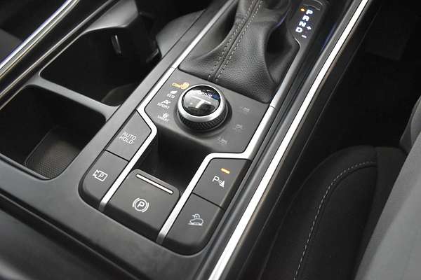 2023 Kia Sorento S MQ4