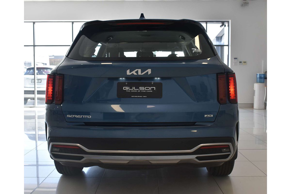 2023 Kia Sorento S MQ4