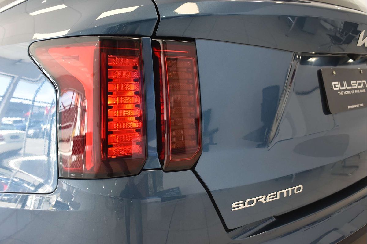 2023 Kia Sorento S MQ4