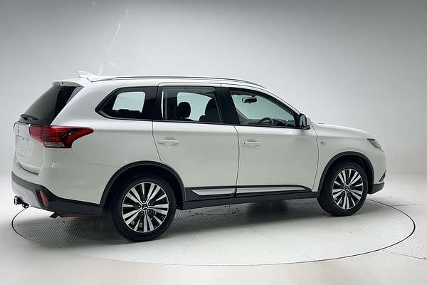 2018 Mitsubishi Outlander ES ZL