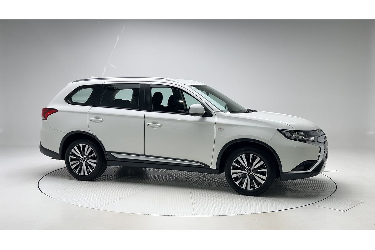 2018 Mitsubishi Outlander ES ZL