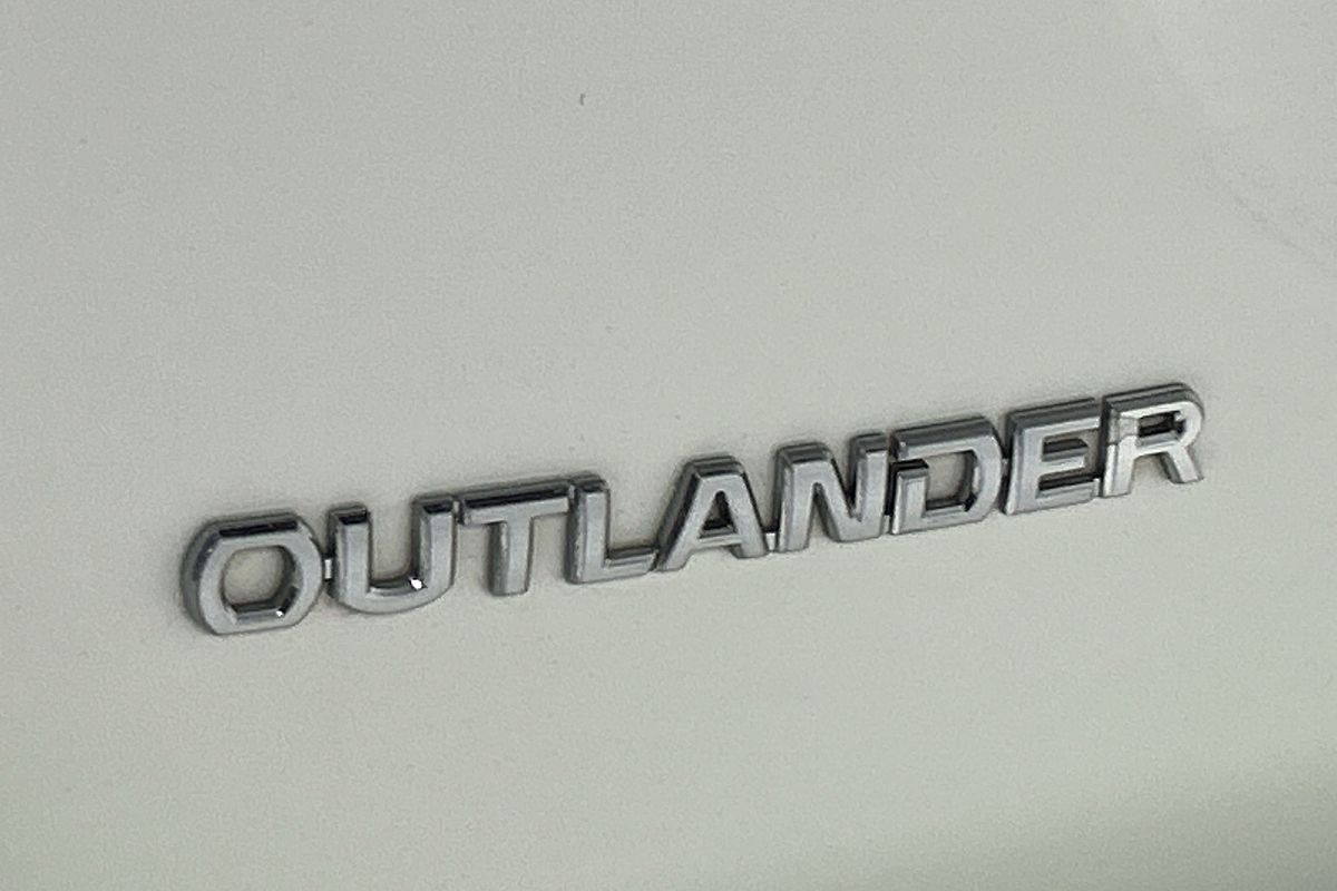 2018 Mitsubishi Outlander ES ZL
