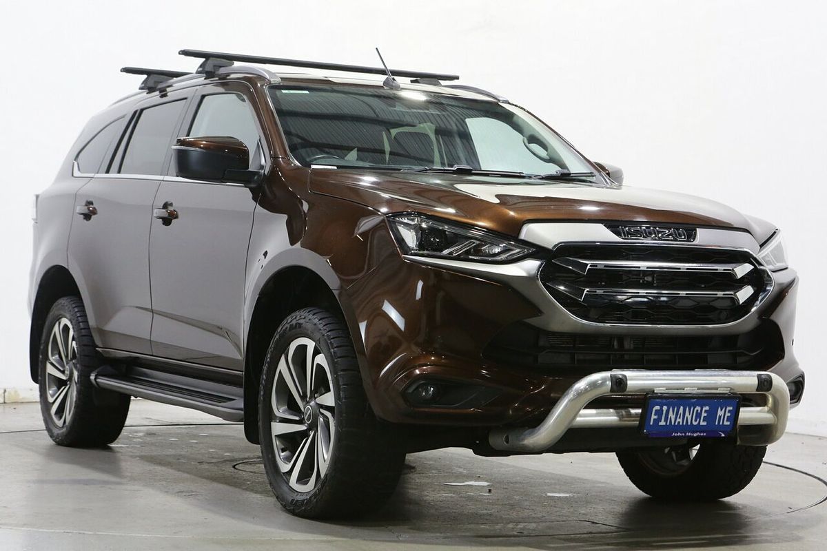 2022 Isuzu MU-X LS-T