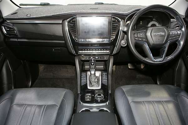 2022 Isuzu MU-X LS-T