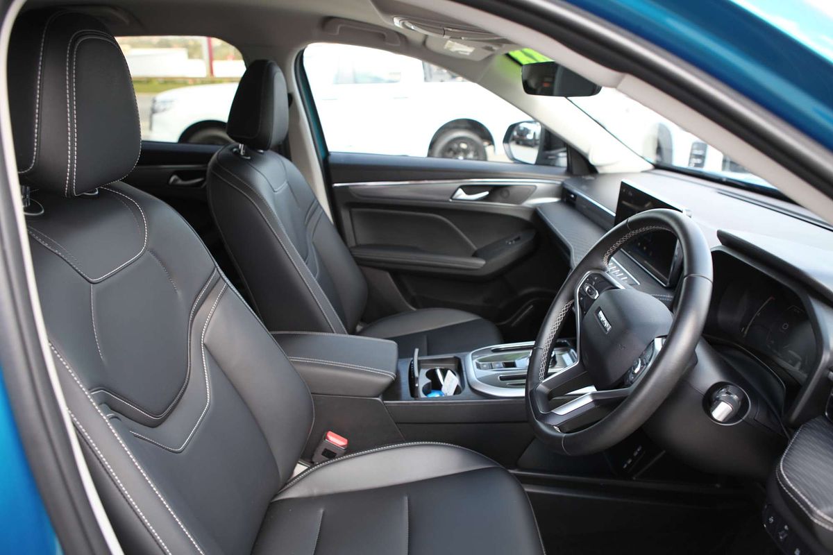 2025 GWM Haval Jolion Lux Hybrid A02