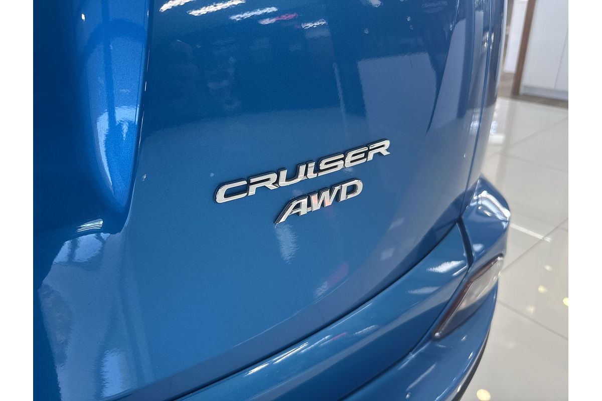 2017 Toyota RAV4 Cruiser ASA44R